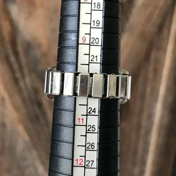 Yellow & Silver Analog Stretch Ring Watch NWT - Picture 4 of 4